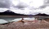 La laguna Blanca, Bolvie.jpg
