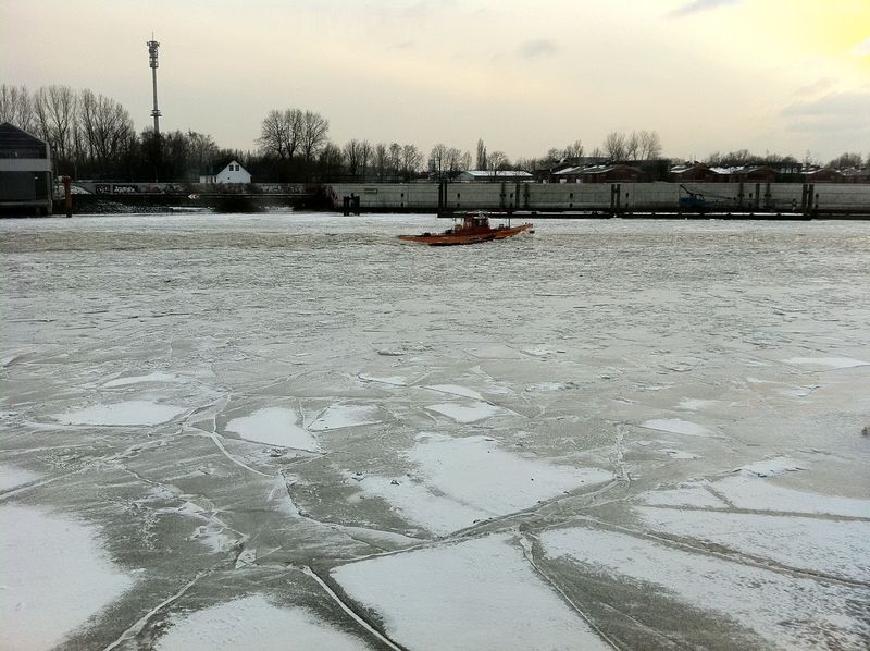 Fichier:Brise glace en action.jpg