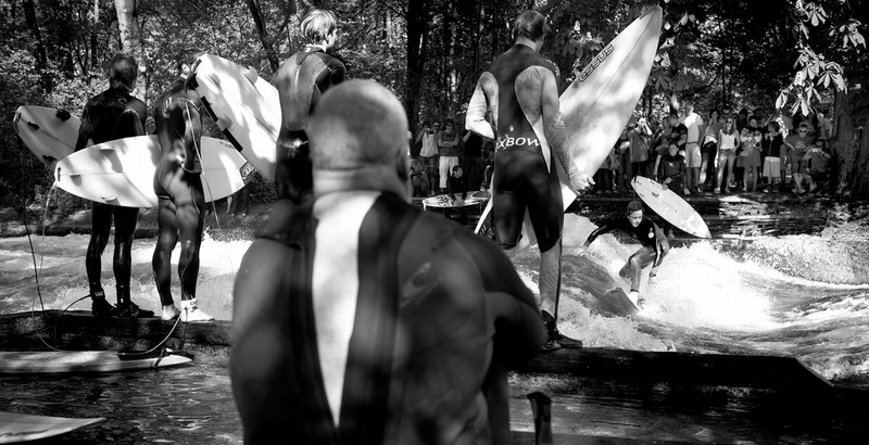 Fichier:Eisbach river 5.bmp