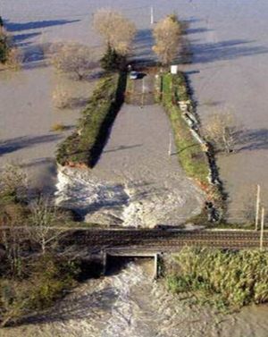 Arles-RuptureMerlonVoieFerree.jpg